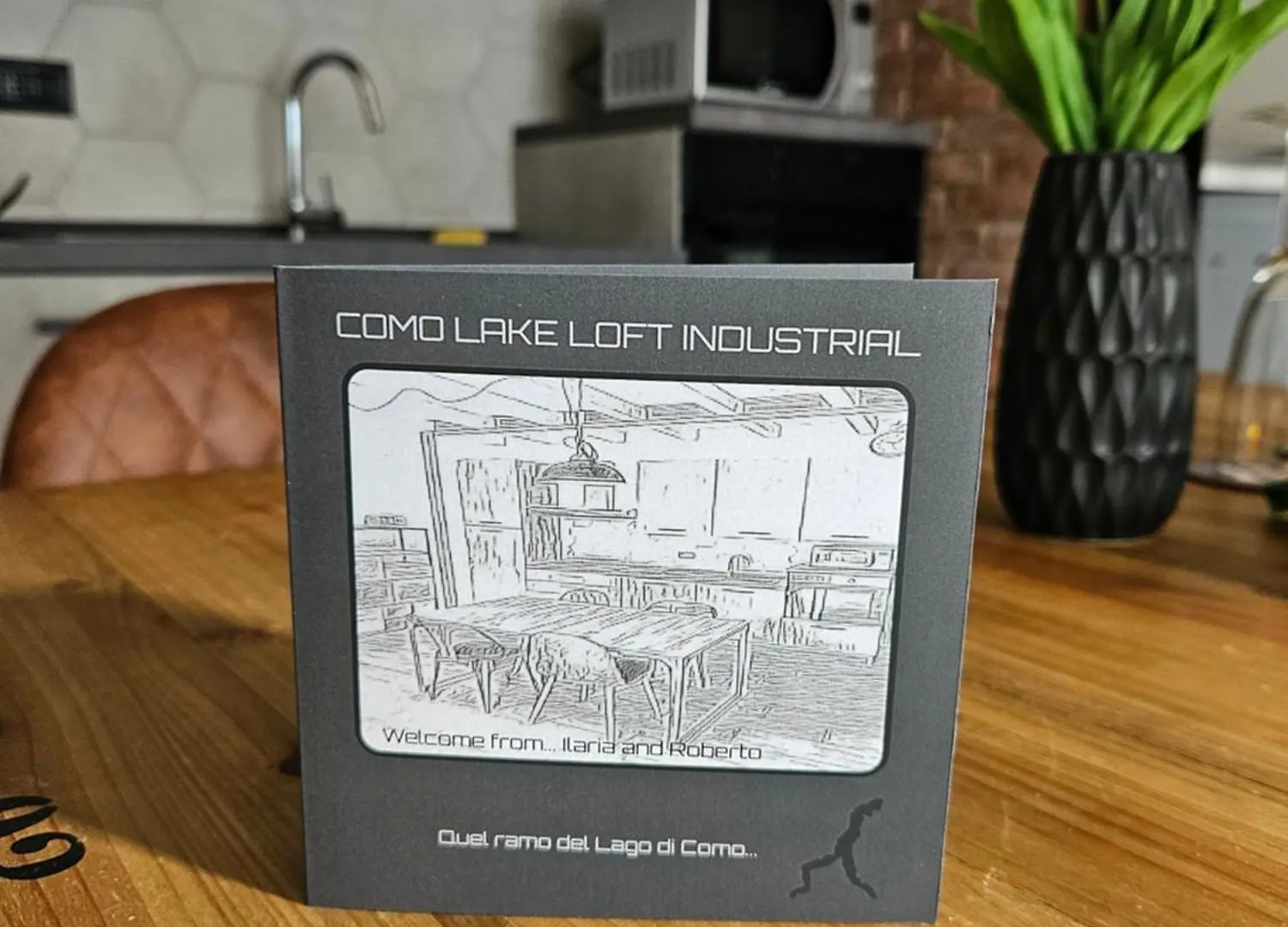 Como Lake Loft Industrial Lecco Apartment